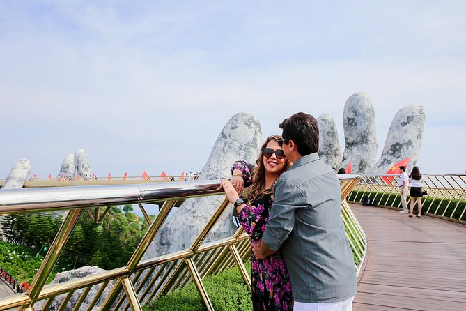 3 Hour Golden Bridge Photoshoot in Ba Na Hills - Weather, clothing, and practical preparation