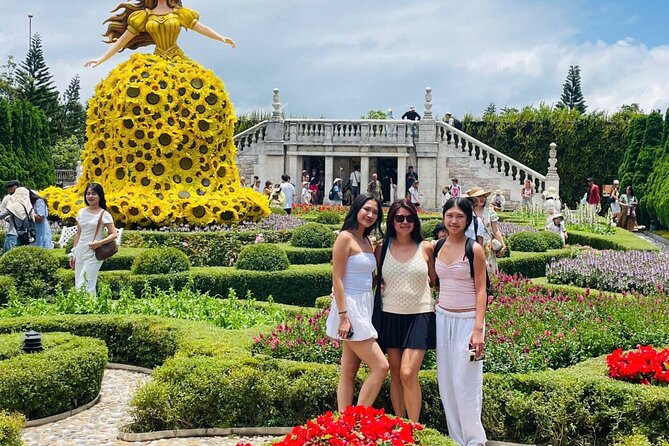 Ba Na Hills & Golden Bridge Sunset Private Tour - The Golden Bridge and Le Jardin d’Amour