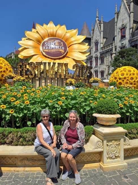 Bana Hills & Golden Hand Bridge Tour from Hoi An/ Da Nang - The guide, driver, and group experience