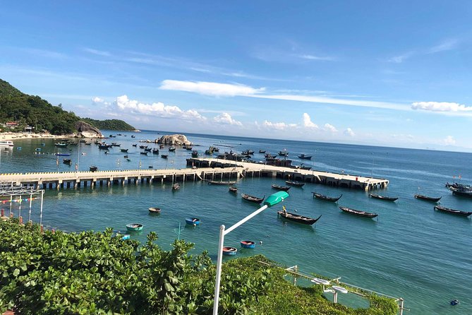 Cham Island Day Tour & Snorkeling from Da Nang with Group tour - A generous fixed lunch with limited flexibility