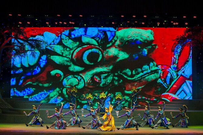 Charming Da Nang Show : Culture-Art-History-LifeStyle of Vietnam - Music, singing, and traditional instruments