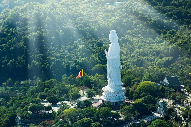 Da Nang Airport - Da Nang City - Marble Mountain: the most substantial stop