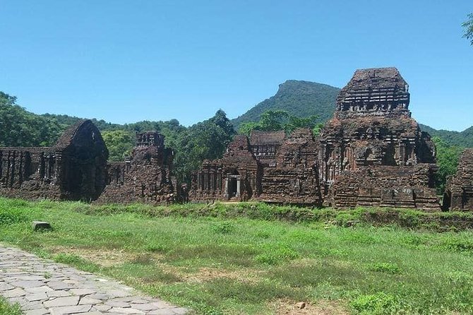 Da Nang Airport or City to Hoi An City or Vice Versa- Private Car - How Much Value Do You Get for $15?