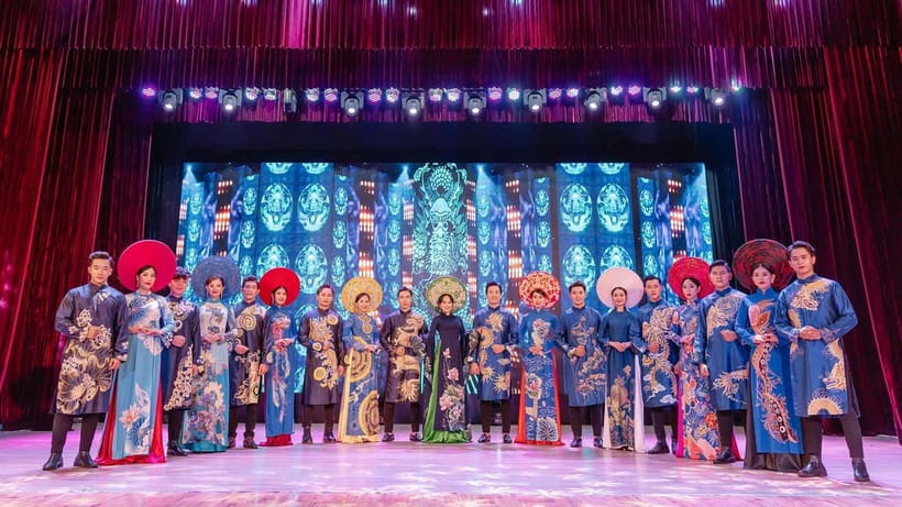 Da Nang: Ao Dai Show - What the hour feels like from your seat