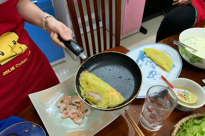 Da Nang Authentic Home Cooking Class - From preparation to plating