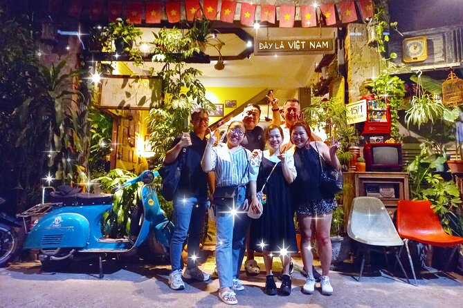 Da Nang By Night: Seafood dinner, night market and cruise trip - Who should book this Da Nang night tour