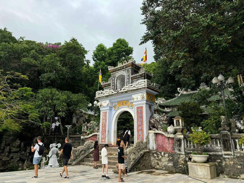 Da Nang City Sightseeing Private Tour with Female Tour Guide - Linh Ung Pagoda and Son Tra Peninsula