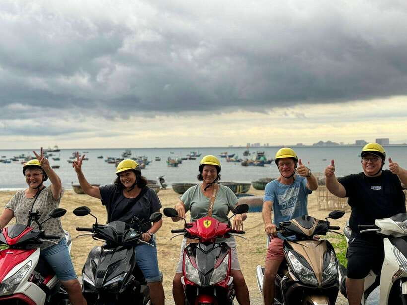Da Nang City Sightseeing Private Tour with Female Tour Guide - What to wear and bring