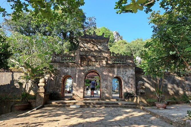 Da Nang City Sightseeing Private Tour With Funny Tour Guide - What the private format is really worth