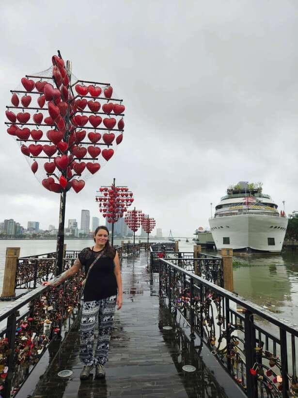 Da Nang City Sightseeing Private Tour With Hai Van Pass - Caves and stone steps at Marble Mountains