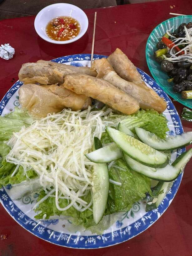 Da Nang City Street Food Private Tour With Local Students - Who should book this Da Nang food tour?