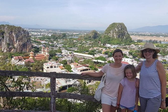 Da Nang city with Marble Mountain - Monkey Mountain-Dragon Bridge - The meal adds a local touch, but keep it simple