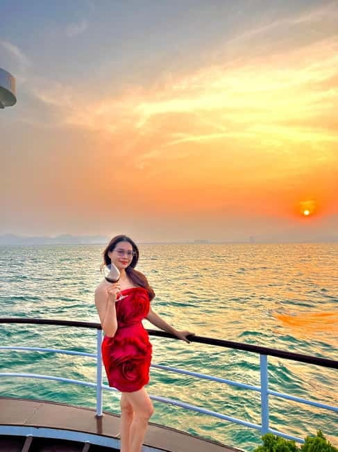 Da Nang: Experience a Magical Sunset Dinner Cruise in DN Bay - Is the Poseidon Cruise worth booking?