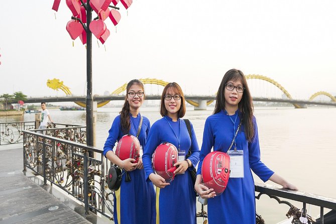 Da Nang Food Tour By Motorbike With Aodai Lady Rider - Why a motorbike is a smart way to eat in Da Nang