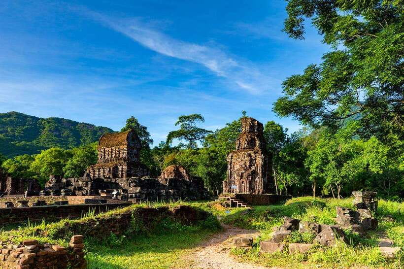 Da Nang: Full-day My Son Sanctuary And Hoi An Heritage Tour - Lunch in Hoi An, then an afternoon on foot