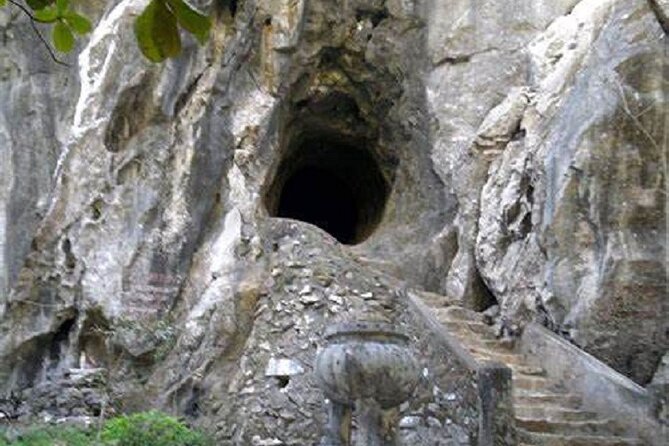 Da Nang Fully Local Experience with Friendly Females Riders - Who should book this Da Nang ride?