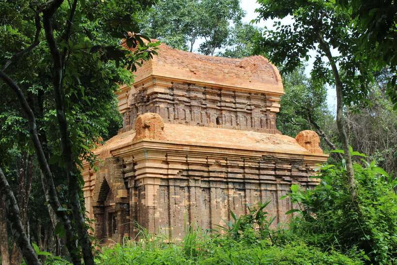 Da Nang: Half-day Journey To My Son Sanctuary - The brick temples and their unusual survival