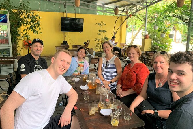 Da nang Helping Hand Food Trail (Da nang Food Tour) - The guides are a major part of the value
