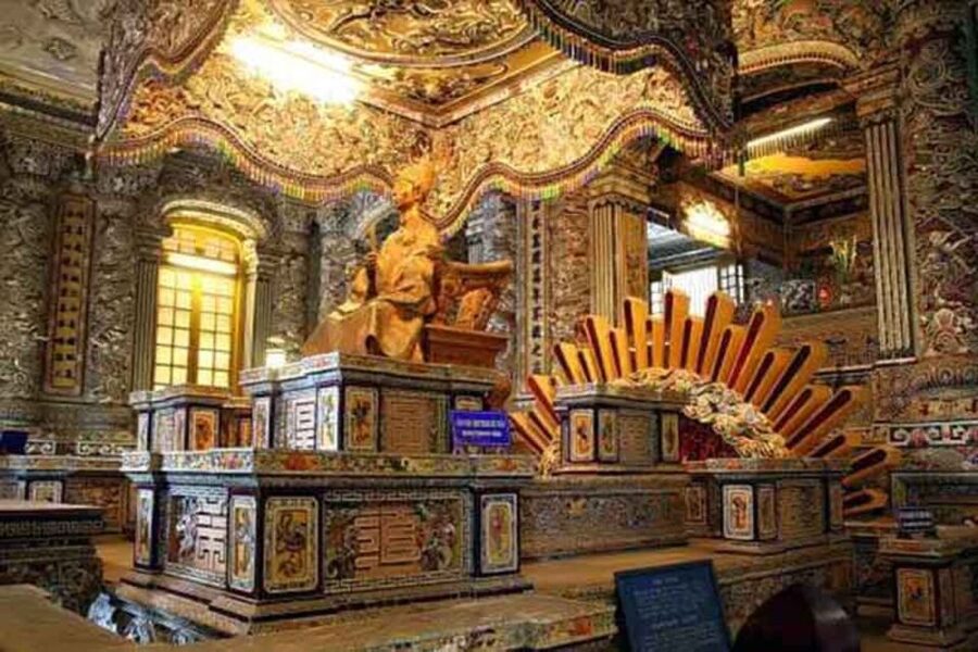 Da Nang: Imperial City of Hue Day Trip with Lunch and Ticket - Lunch gives the schedule a needed pause