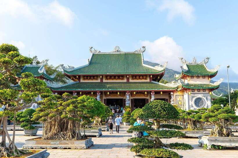 Da Nang: Marble Mountains And Son Tra Peninsula Exploration - What the guides add to the experience