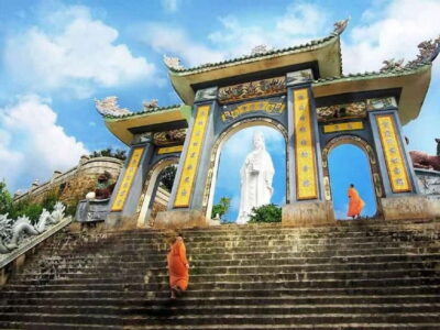 Marble Mountains – Lady Buddha Half Day Tour