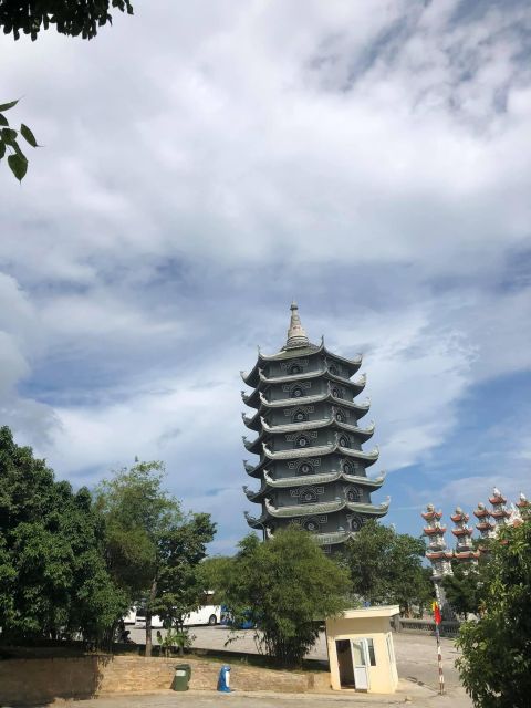 Da Nang : Marble Mountains - Lady Buddha Half Day Tour - Inside Huyen Khong, Tang Chon, and Am Phu caves
