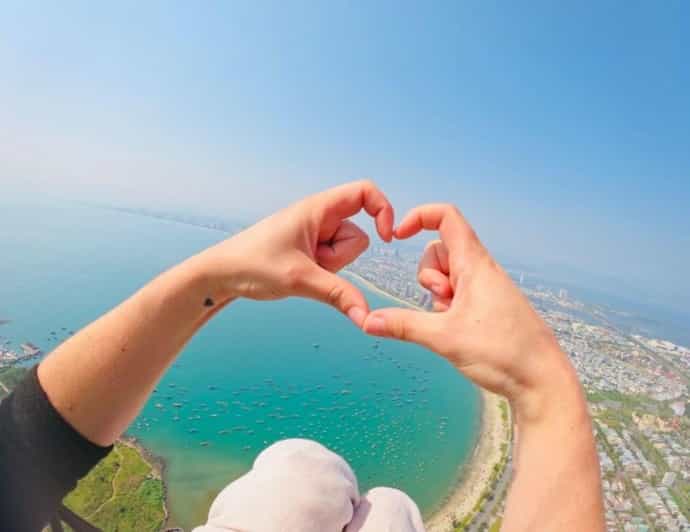 Da Nang: Monkey Mountain Paragliding Experience - Group Size, Timing, and Communication