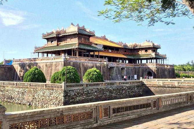 Da Nang Package Tour 4 Days 3 Nights - Meals, hotels, and guide arrangements