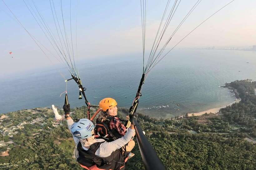 Da Nang Private paragliding experience on Monkey Mountain - Who will enjoy this most