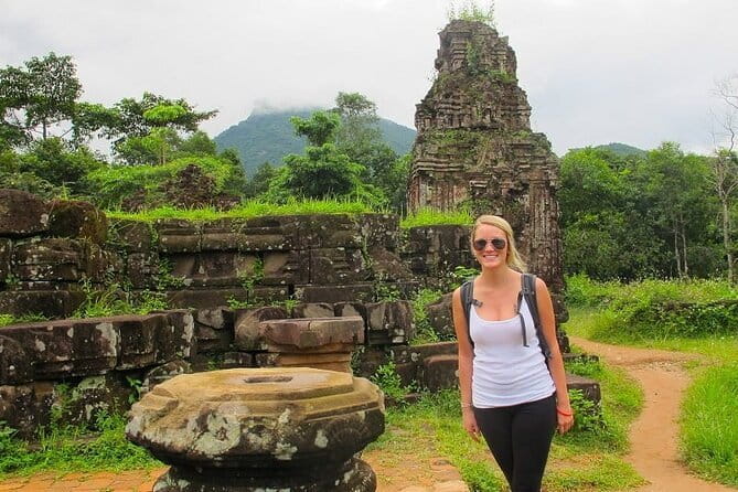 Da Nang: Round trip transfer to My Son sanctuary & Hoi An ancient - My Son and Hoi An in one long day