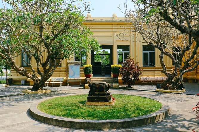 Da Nang Scavenger Hunt and Sights Self-Guided Tour - Da Nang Cathedral and the value of looking closely
