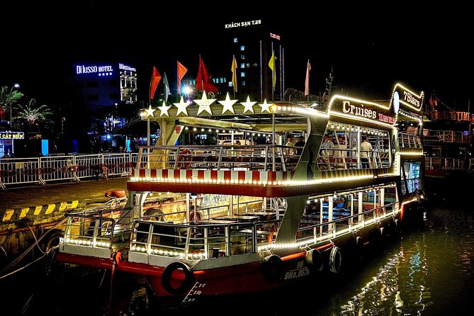 Da Nang: Seafood dinner, night market, sightseeing by night - What the 6:00 pm start means