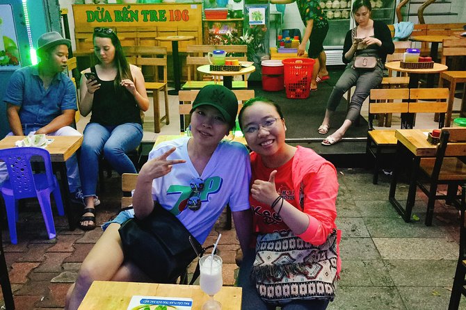 Da Nang: Seafood dinner, night market, sightseeing by night - Famous bridges and Da Nang icons after sunset