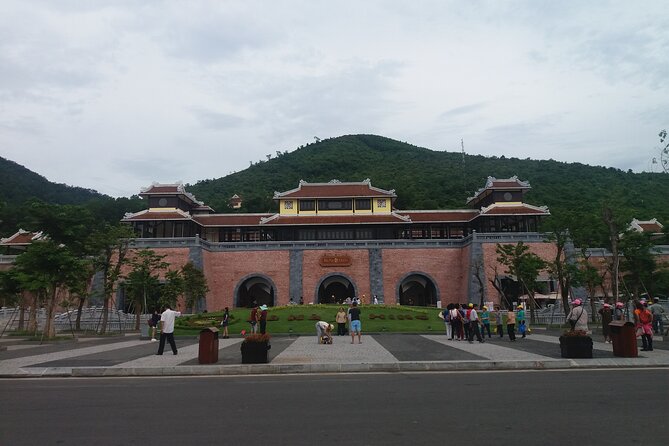 Da Nang to Ba Na Hills Round-Trip by Private Car - The ride from Da Nang to the hilltop
