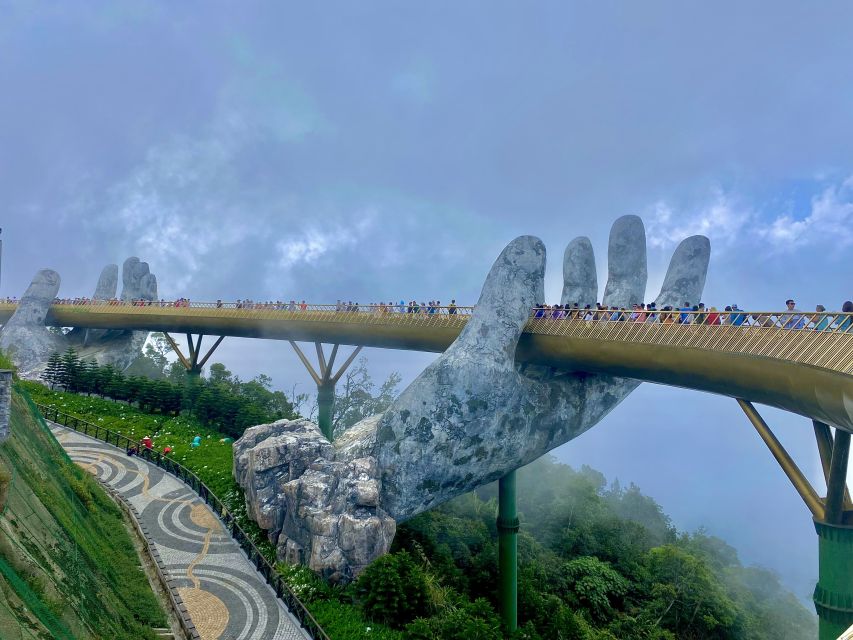 Danang: Golden Bridge by Private Car or Bus w hotel pickup - How the guides and drivers help