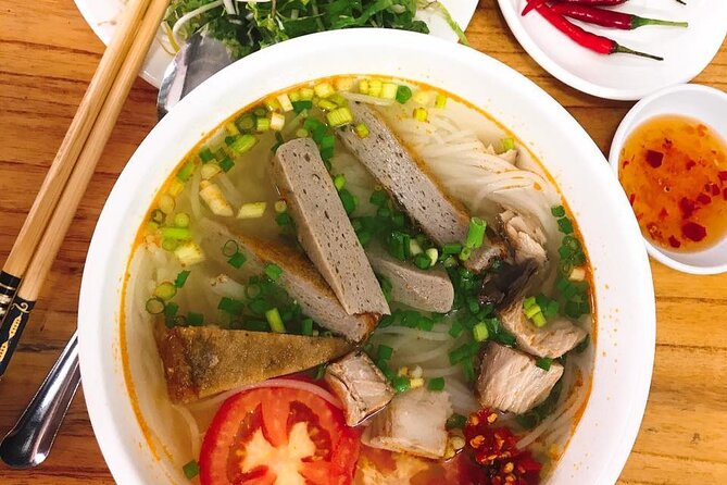 DaNang Night Foodie Tour-Sighseeing with Aodai Lady Rider Private - What the Ao Dai guide adds