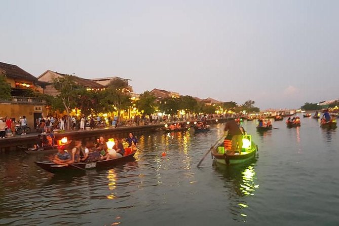 Discover Hoi An Walking Tour, Sampan Boat Ride, Night Market &Colourful Lanterns - Private pickup from Da Nang or Hoi An