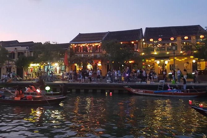 Discover Hoi An Walking Tour, Sampan Boat Ride, Night Market &Colourful Lanterns - Planning your evening in Hoi An