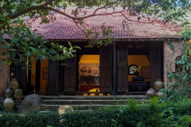 Experience Traditional Vietnamese Costumes at Dong Dinh Museum - Why Dong Dinh Museum Makes a Good Photo Setting