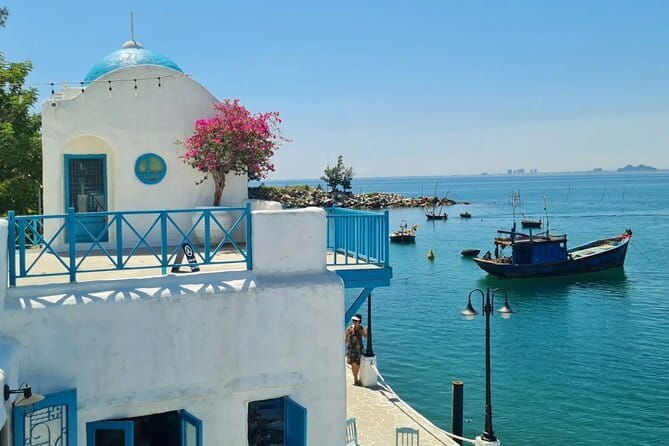 [Free E-sim] Da Nang Coastal Charm Half Day Cafe Tour - A four-hour introduction to Da Nang