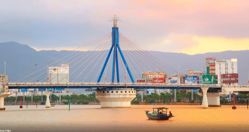 Free E-sim Da Nang: Instagram Half-Day Tour with Local Guide - Why this half-day route works in Da Nang