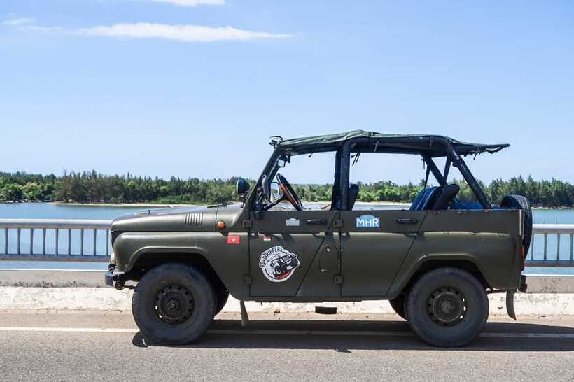From Da Nang: Explore Hai Van Pass by US Army Jeep - Photo stops and the pleasure of taking your time