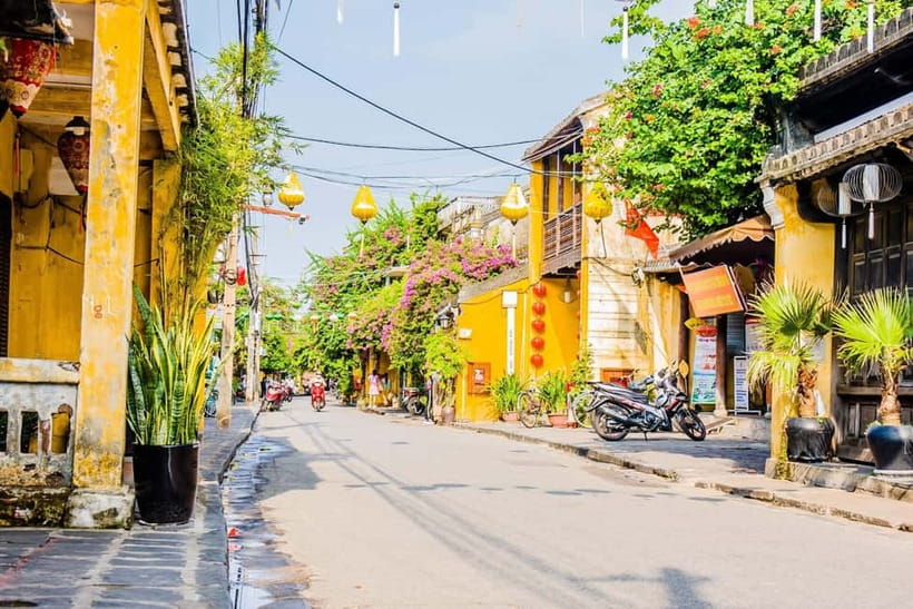 From Da Nang: Hoi An Old Town Tour, Night Market & Boat Ride - Merchant Houses That Survived 200 Years