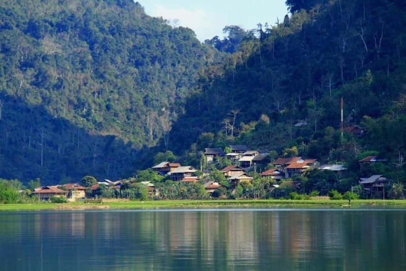From Hanoi: 2-Day Cao Bang to Ban Gioc Waterfall &Ba Be Lake - The Ba Be Lake problem