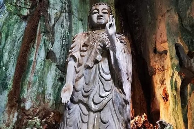 Guided Tour to Marble Mountains & Hoi An Walking Tour , Night Market, Boat Ride - The included sampan ride after dark