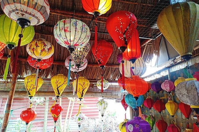 Hoi An Countryside Tour:Basket Boat,Buffalo Ride, Farming & Lantern Making Class - Tra Que Vegetable Village: farming with a local family