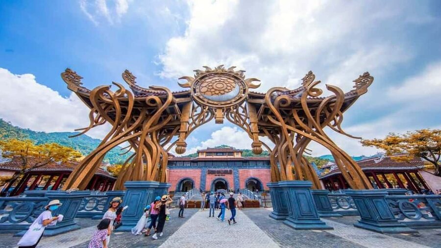 Hoi An/DaNang: Private Car Marble Mountain & Golden Bridge - Who should book this private day?