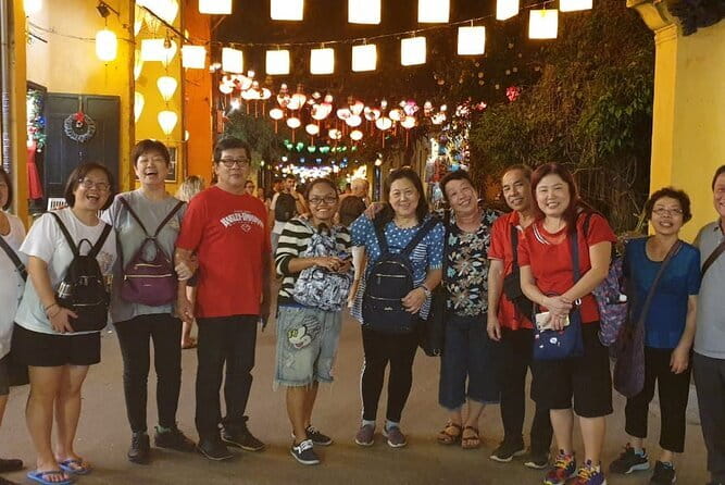 Hoi An Walking Tour, Sampan Boat Trip , Foodie Tour by Night - Why this Hoi An evening works so well