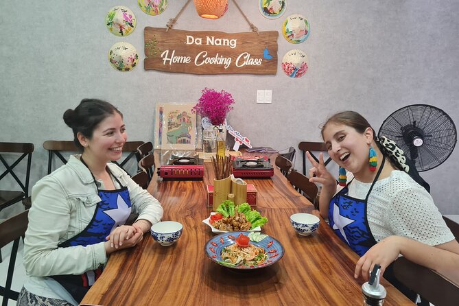 Home Cooking Class: Market, Garden and cooking 4 dishes - From Vietnamese coffee to Han Market