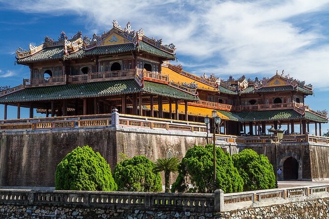 Hue Day Tour, Imperial Citadel, Khai Dinh Tomb & Thien Mu Pagoda - The Imperial Citadel is the main event